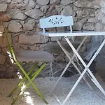 Familial 6 Personnes Climatise, Piscine Partagee Chauffee, Proche Nimes, Uzes, Pont Du Gard, Cevennes *