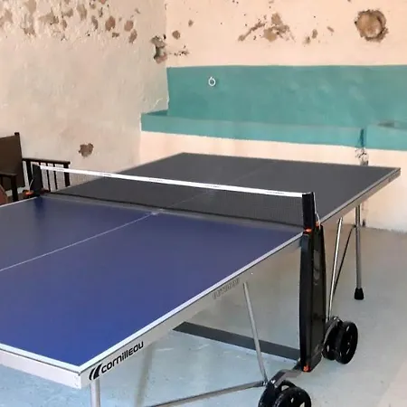 Familial Climatise, Piscine Partagee Chauffee, Entre Mediterranee Et Cevennes, Proche Nimes, Uzes Et Pont Du Gard Holiday home *