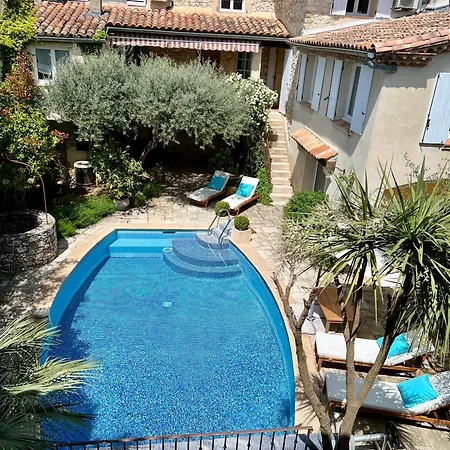 Familial 6 Personnes Climatise, Piscine Partagee Chauffee, Proche Nimes, Uzes, Pont Du Gard, Cevennes Nyaraló Saint-Géniès-de-Malgoirès