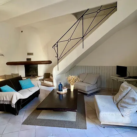 Ferienhaus Familial 6 Personnes Climatise, Piscine Partagee Chauffee, Proche Nimes, Uzes, Pont Du Gard, Cevennes