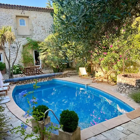 Familial 6 Personnes Climatise, Piscine Partagee Chauffee, Proche Nimes, Uzes, Pont Du Gard, Cevennes