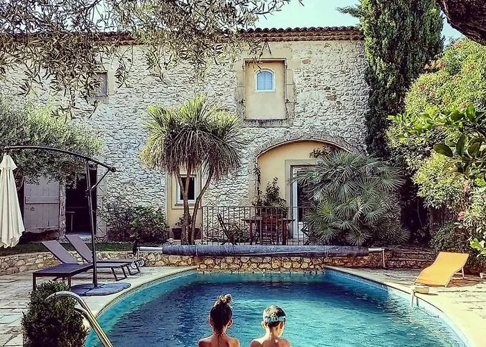 Familial 6 Personnes Climatise, Piscine Partagee Chauffee, Proche Nimes, Uzes, Pont Du Gard, Cevennes *