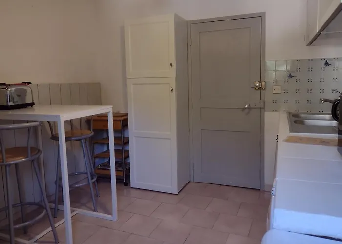 Familial 6 Personnes Climatise, Piscine Partagee Chauffee, Proche Nimes, Uzes, Pont Du Gard, Cevennes Saint-Genies-de-Malgoires