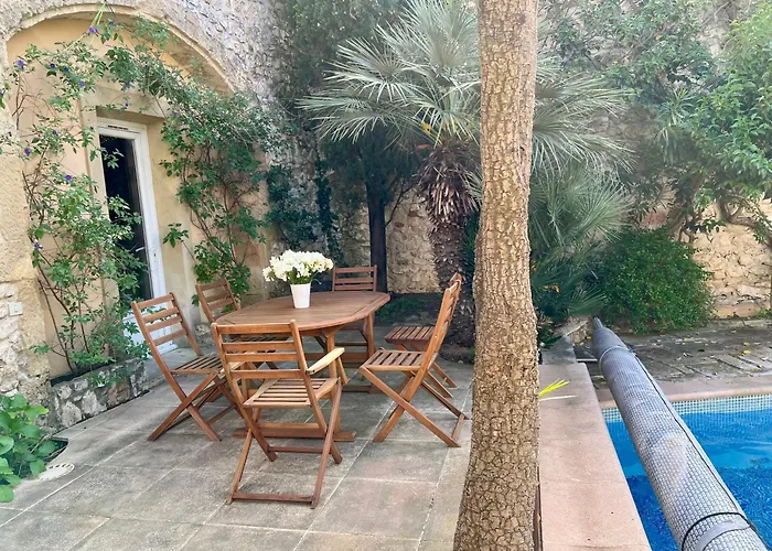 Familial 6 Personnes Climatise, Piscine Partagee Chauffee, Proche Nimes, Uzes, Pont Du Gard, Cevennes *
