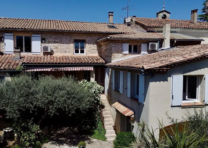 Casa vacanze Familial 6 Personnes Climatisé, Piscine Partagée Chauffée, Proche Nîmes, Uzès, Pont Du Gard, Cévennes Saint-Genies-de-Malgoires