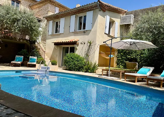 Дом отдыха Familial 6 Personnes Climatise, Piscine Partagee Chauffee, Proche Nimes, Uzes, Pont Du Gard, Cevennes *