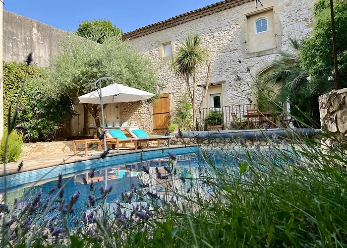 Дом отдыха Familial 6 Personnes Climatise, Piscine Partagee Chauffee, Proche Nimes, Uzes, Pont Du Gard, Cevennes